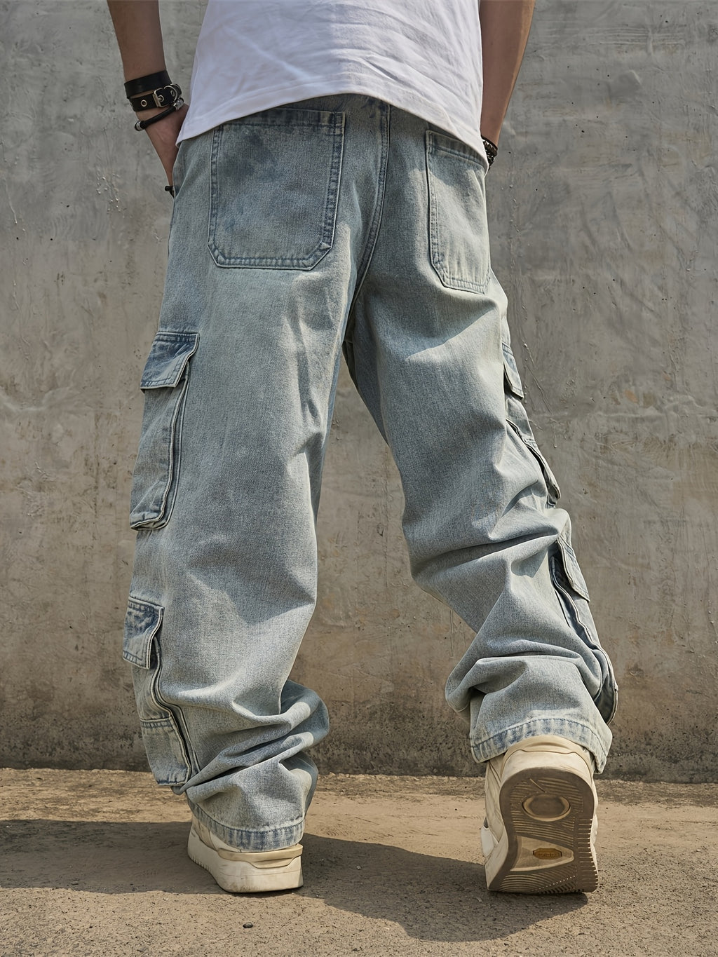 Light Wash Oversized Cargo Denim Jeans
