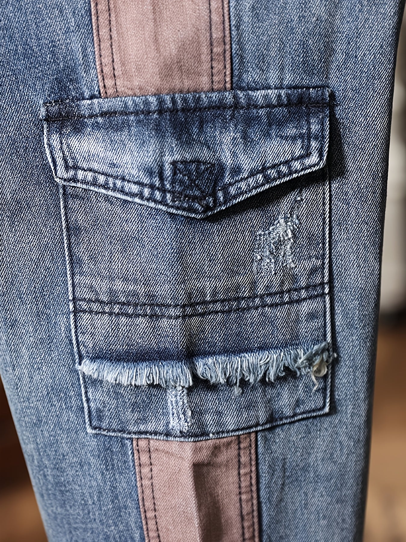 Distressed Contrast Panel Cargo Denim Jeans