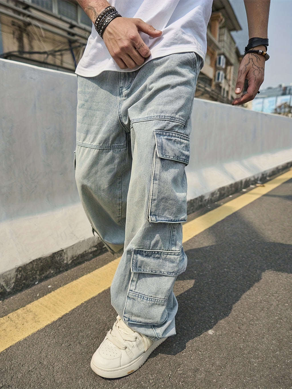 Light Wash Oversized Cargo Denim Jeans